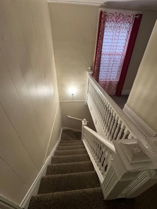 Comforting Getaway-Sleeps 6-Walk To Falls! Niagara Falls Extérieur photo